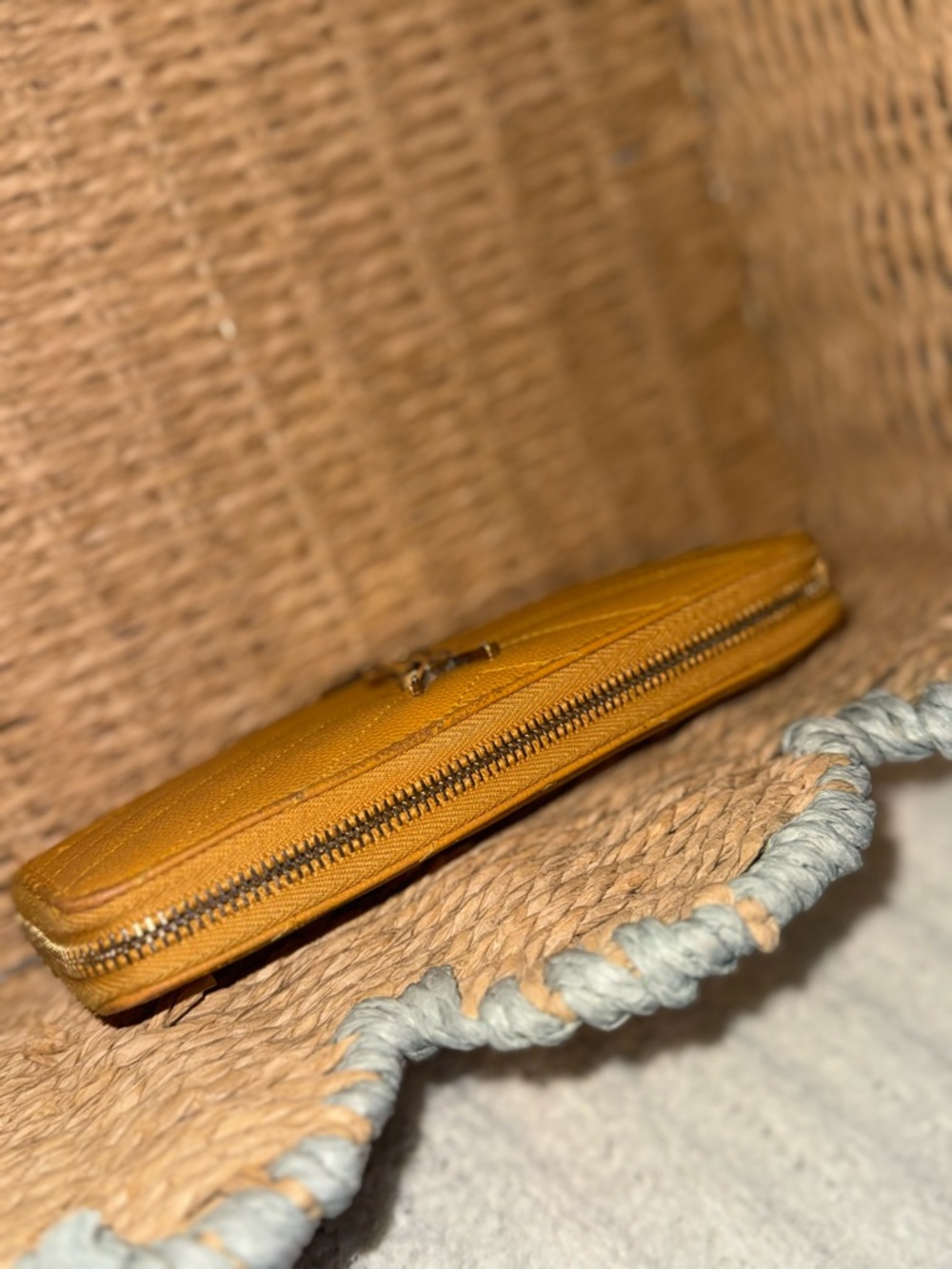 Saint Laurent Mustard Quilted Zip-Around Wallet with YSL Emblem - Picture 3 of 4